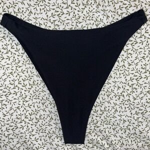 SKatie Kelly bottoms in black